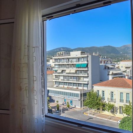 Вилла Cozy Flat On The Main Square, 10Min To The Sea Каламата Экстерьер фото