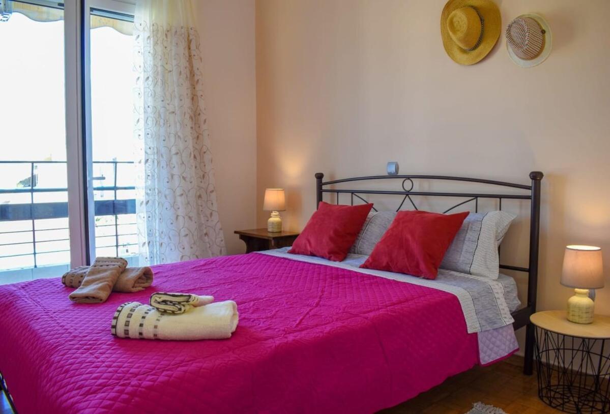 Вилла Cozy Flat On The Main Square, 10Min To The Sea Каламата Экстерьер фото